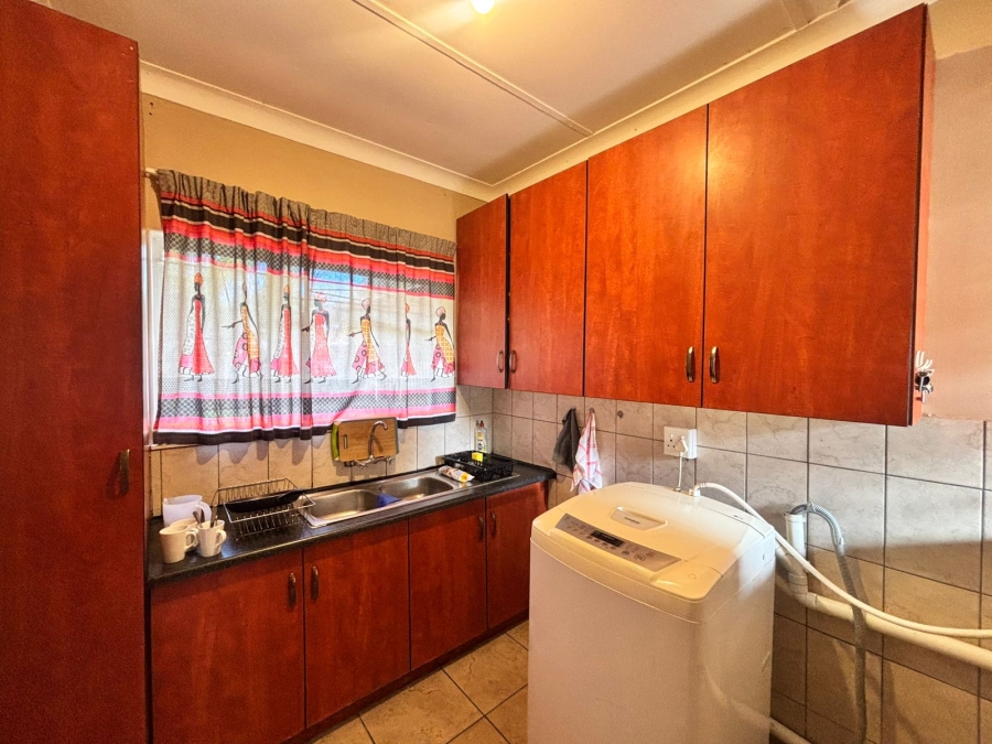 3 Bedroom Property for Sale in La Hoff North West